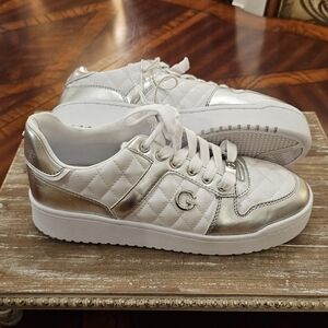 GUESS Women's Casual Sneakers Shoes Size 10